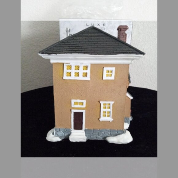 ***Christmas Light Up Grandma's House*** - Picture 7 of 12